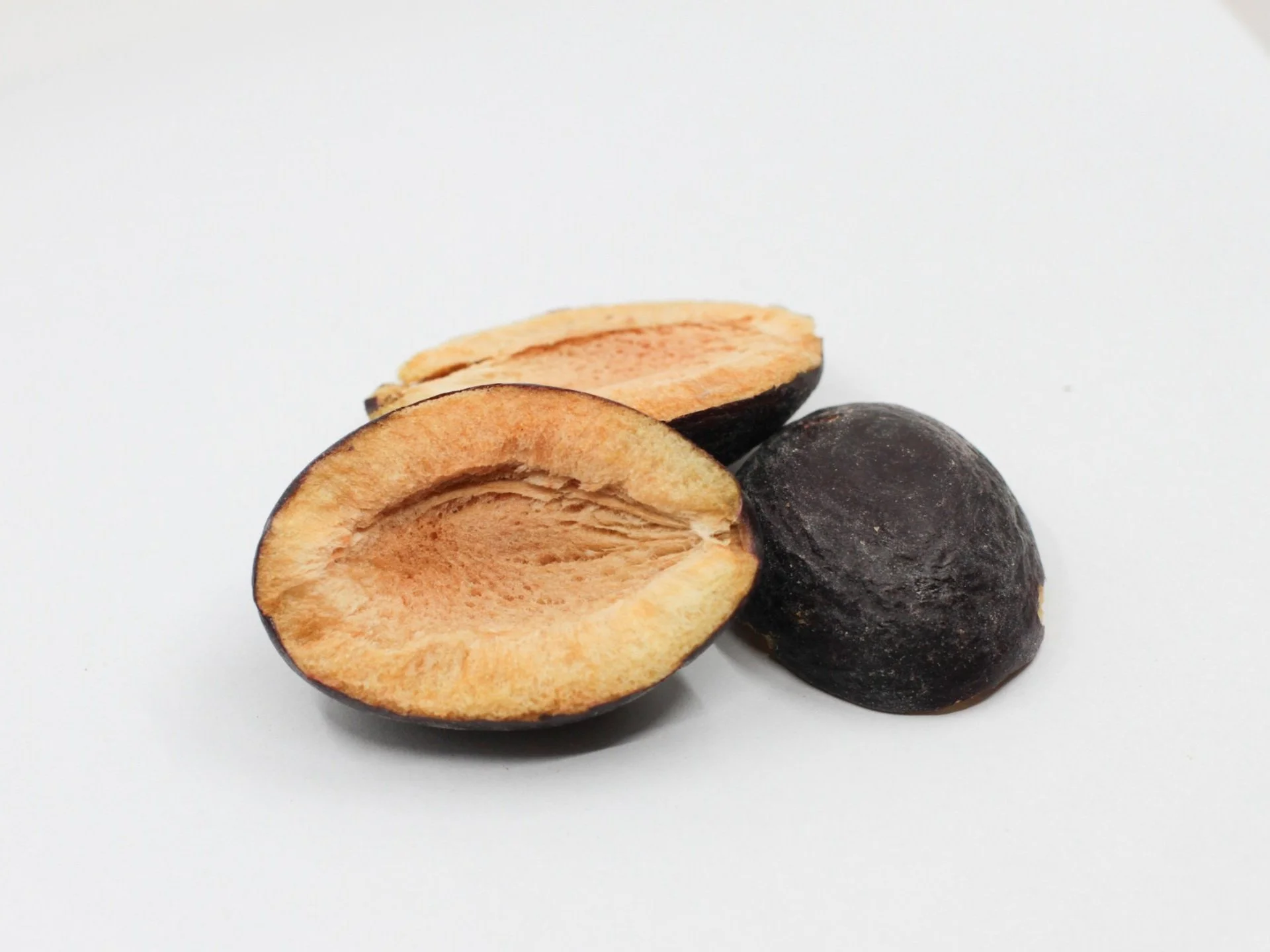 Freeze-Dried Plum Supplier and Exporter from India